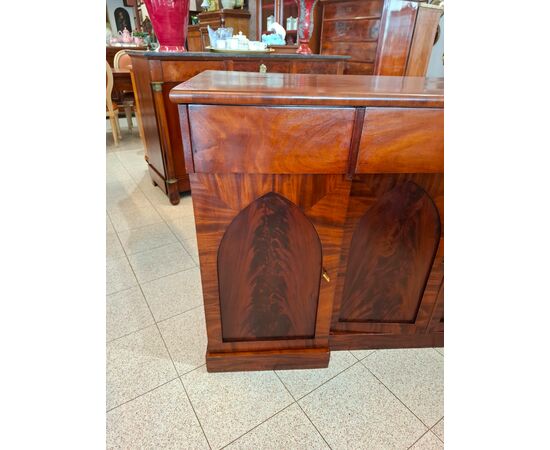 Credenza in mogano inglese
