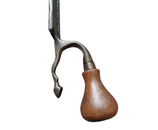 Zoomorphic tool for farriers from the late 19th century