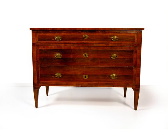 Rosewood veneered chest of drawers, late 18th-early 19th century