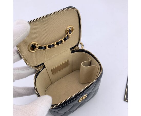 CHANEL Borsa a Tracolla in Pelle Col. Nero Vanity S