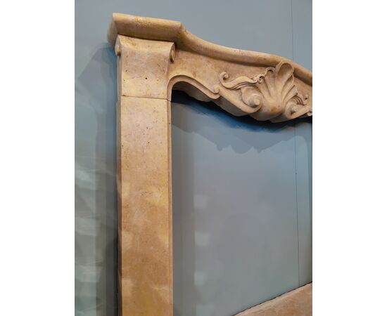 Elegante camino in marmo nembro rosa con soglia - 119 x H 102 cm - Venezia