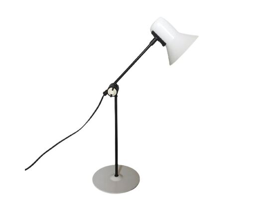 1970s Gorgeous White Space Age Table Lamp by Veneta Lumi. Made in Italy