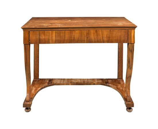 Walnut veneered wall console. Italy, first half of the 19th century.