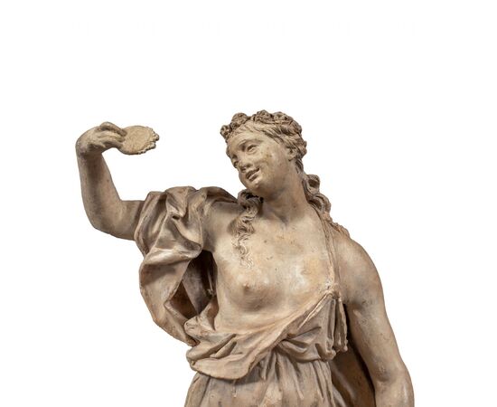 Scultura in terracotta - Allegoria della Vanità. Italia, XVIII secolo. Scultura in terracotta - Allegoria della Vanità. Italia, XVIII secolo.