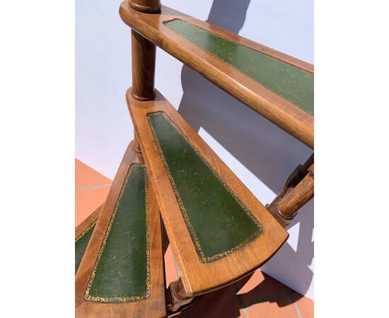 Four-step library ladder. Italy, 19th century.