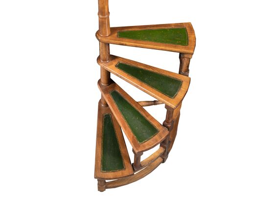Four-step library ladder. Italy, 19th century.