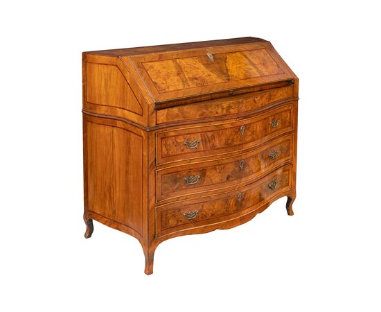 Walnut drop-front chest of drawers. Venice, second half of the 18th century.