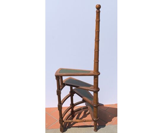 Four-step library ladder. Italy, 19th century.