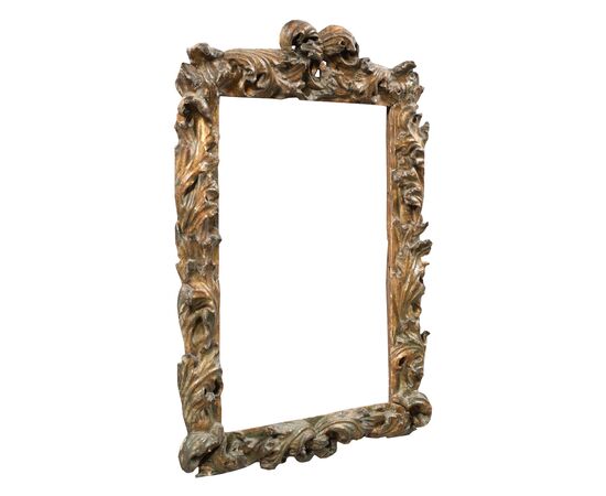 Baroque frame in carved and lacquered wood. Central Italy, 17th century.