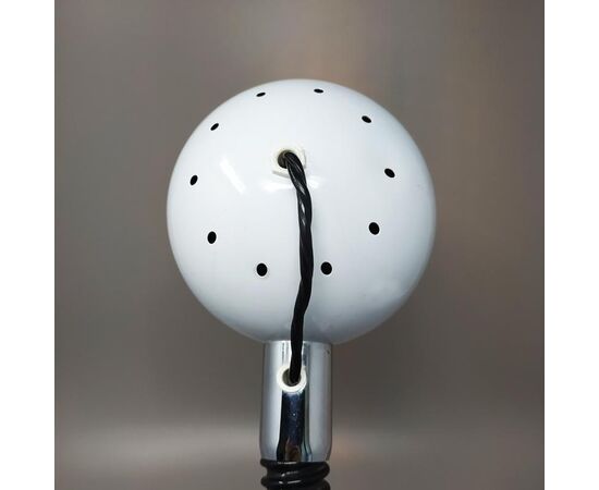 1970s Stunning Space Age White Eyeball Table Lamp by Reggiani. Made in Italy