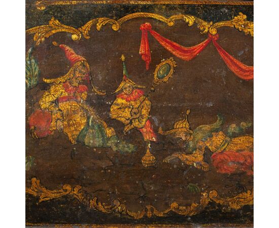 Vassoio in legno laccato e dipinto. Venezia, XVIII secolo.