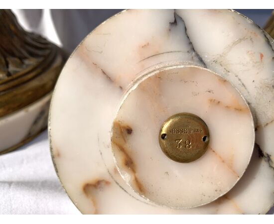 Coppia di vasi in marmo e bronzo dorato - Fonderia Susse Frères - Parigi, XIX secolo.