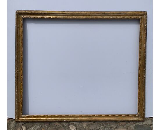 French-style frame in carved and gilded wood. Venice, 18th century.