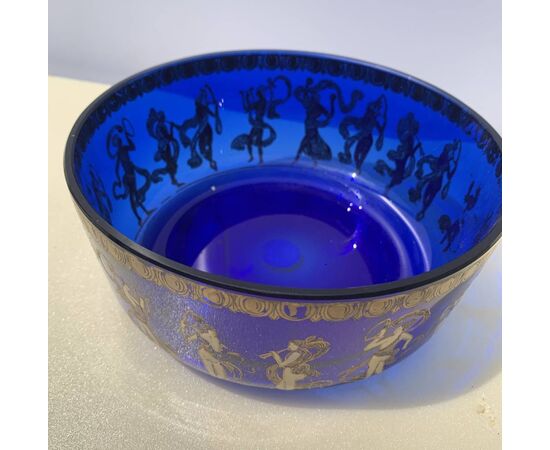 Murano blown glass bowl, painted in gold and polychrome - Barovier & Toso manufacture. Murano, late 19th century.