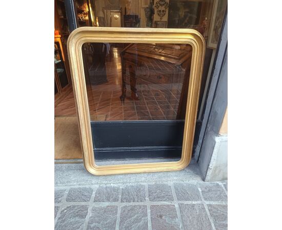 Cornice in foglia d'oro