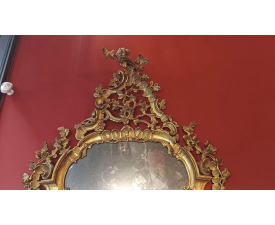 LOUIS XV GILT MIRROR, MID-18TH CENTURY