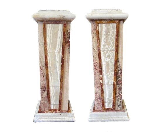 
Coppia di Grandi Busti in Marmo su Colonne