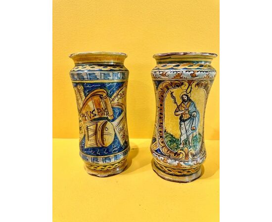 
Coppia di Albarelli in Maiolica Siciliana XIX secolo