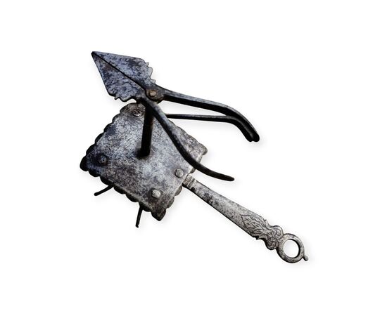 17th century wrought and engraved iron lamp