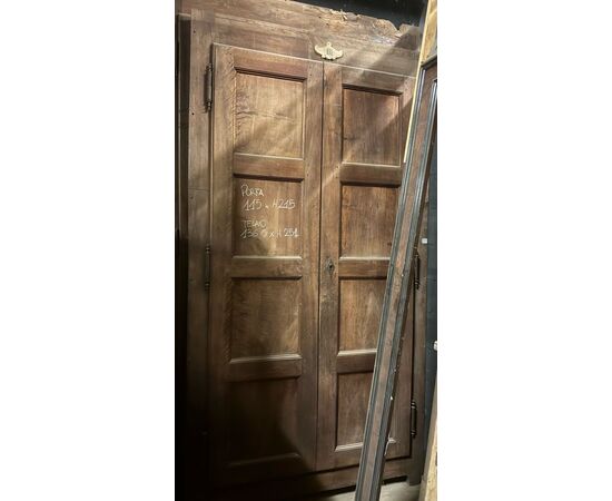 STIP225 - N. 4 walnut convent wall jambs, complete with frame, 18th century, different sizes