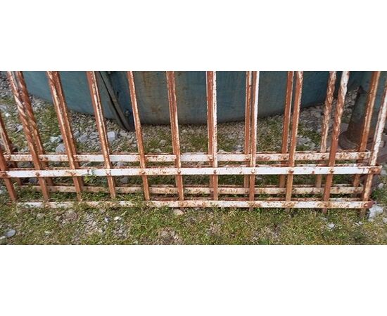 Iron grating