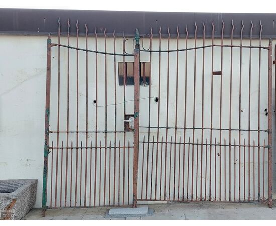 Cancello in ferro pieno