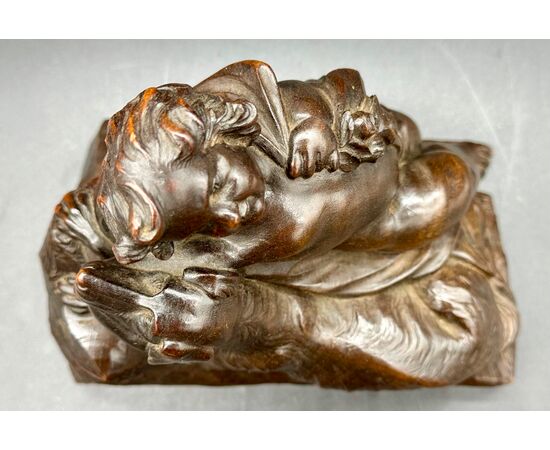 Scultura in Legno Scolpito - Putto con Cane Epoca: XIX secolo