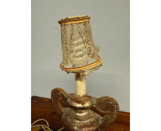 Antique palm-bearing lamp, 16th century, in wood and mecca silver, 36x19cm