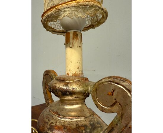 Antique palm-bearing lamp, 16th century, in wood and mecca silver, 36x19cm