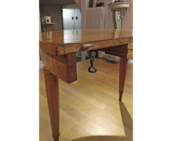 MID-19th CENTURY THUJA ROOT DINING TABLE