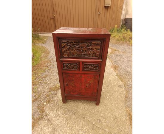 Piccolo mobile a due scomparti cm. 54 x 34 x 100