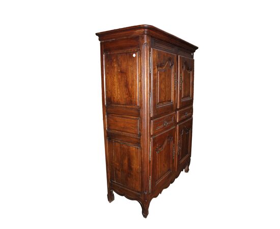 Elegant French solid oak wardrobe - late 19th century, Provençal style