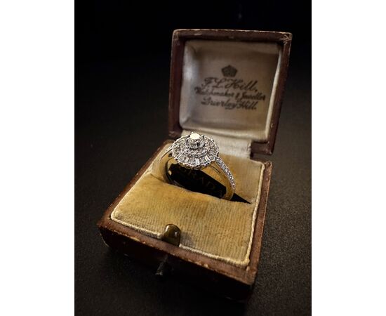 Anello  con  Diamanti