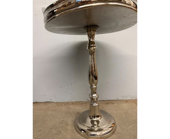 Tavolinetto vassoio vintage, da nave, in metallo cromato, 68x47cm. Stato molto buono.