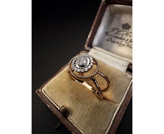 Anello  con  Diamanti Anello  con  Diamanti