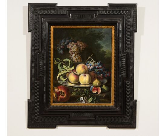 Maximilian Pfeiler (documentato dal 1694 al 1721), Natura morta con pesche, uva, fichi e melagrana, olio su tela Maximilian Pfeiler (documentato dal 1694 al 1721), Natura morta con pesche, uva, fichi e melagrana, olio su tela