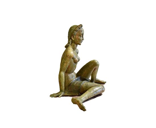 Scultura in terracotta invetriata, Manifattura Lenci su modello di Helen König Scavini, Nuda, 1927-36 circa Scultura in terracotta invetriata, Manifattura Lenci su modello di Helen König Scavini, Nuda, 1927-36 circa