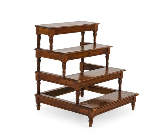 Unique neoclassical library ladder with four shelves in solid walnut, early 19th century, Piedmont