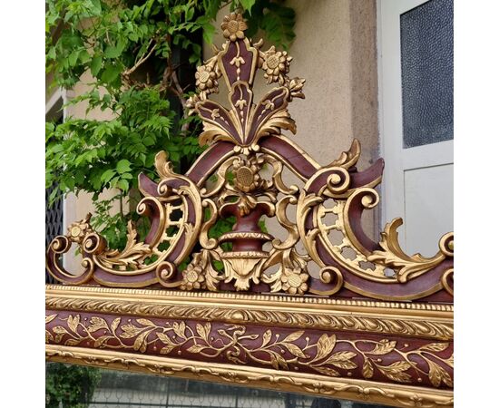 IMPORTANTE SPECCHIERA LIGNEA DEL 1850 LACCATA E DORATA  VENEZIA  CON FREGIO IMPORTANTE SPECCHIERA LIGNEA DEL 1850 LACCATA E DORATA  VENEZIA  CON FREGIO