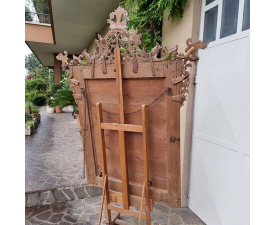 IMPORTANTE SPECCHIERA LIGNEA DEL 1850 LACCATA E DORATA  VENEZIA  CON FREGIO IMPORTANTE SPECCHIERA LIGNEA DEL 1850 LACCATA E DORATA  VENEZIA  CON FREGIO