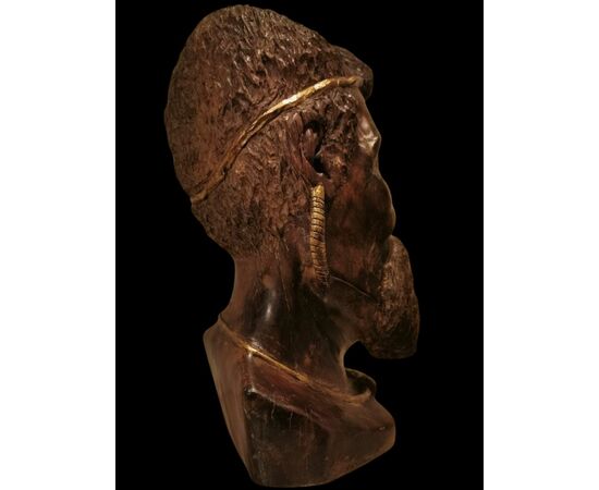Large 19th Century Wooden Sculpture: Head of an African Man with Golden Decorations Large 19th Century Wooden Sculpture: Head of an African Man with Golden Decorations
