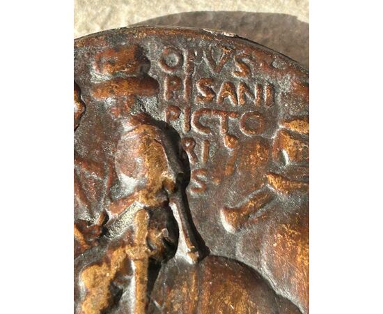 Large medal