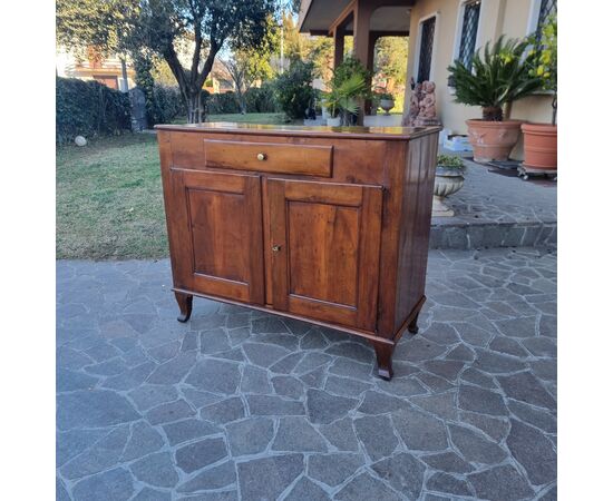 Venetian walnut cupboard from the late 1700s