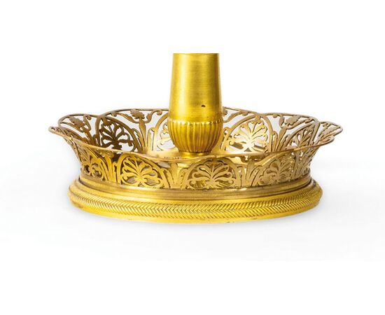 Gilt bronze bouillotte lamp, France, early 19th century Gilt bronze bouillotte lamp, France, early 19th century