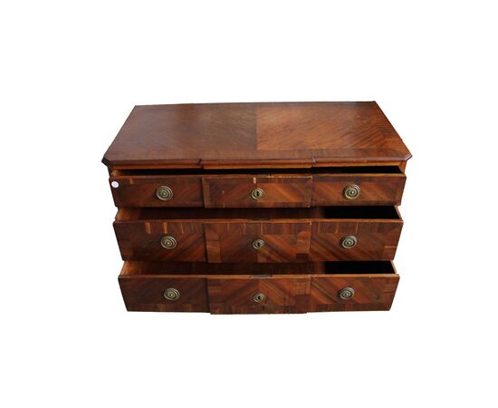 Louis XVI mahogany chest of drawers - mid-19th century Louis XVI mahogany chest of drawers - mid-19th century