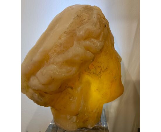 Scultura accademica del ‘900 in cera testa di Venere effetto ambra