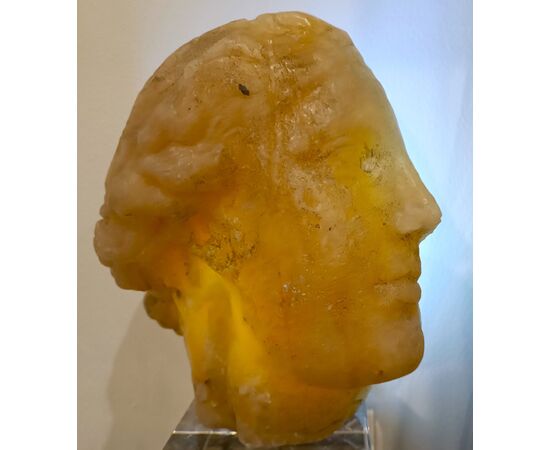 Scultura accademica del ‘900 in cera testa di Venere effetto ambra