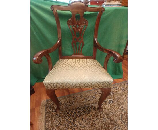 Elegante poltrona inglese