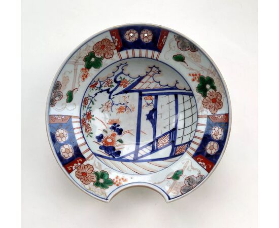 BARBER'S PLATE - IMARI - 18TH CENTURY BARBER'S PLATE - IMARI - 18TH CENTURY