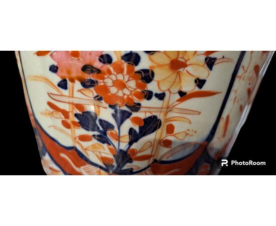 PAIR OF VASES - JAPAN - 19TH CENTURY PAIR OF VASES - JAPAN - 19TH CENTURY